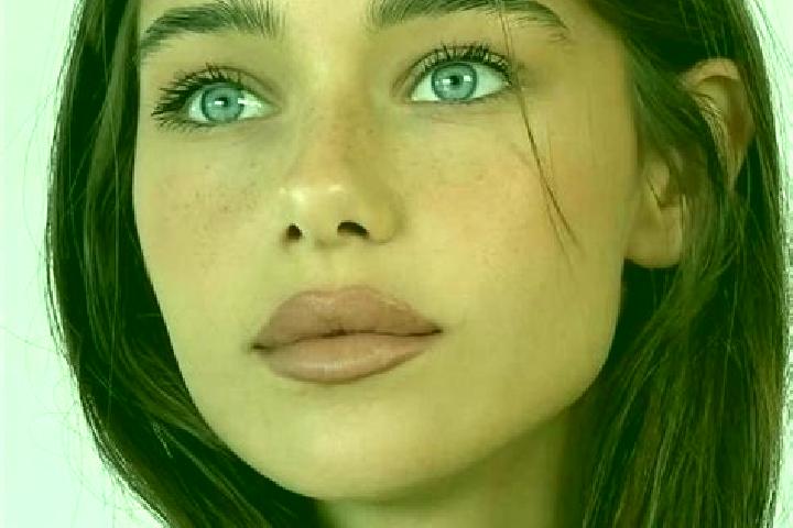 Grace, 26, a brunette brown-eyed middle eastern companion based in Pankow. Offering OWO, 69, BDSM. Available for incall and outcall, overnight bookings avail...