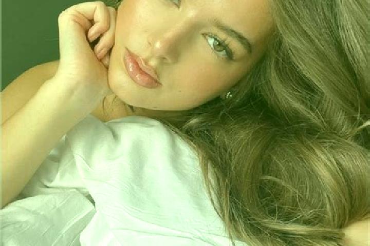 Grace, 26, a chestnut dark-eyed latina companion based in Manorhaven. Offering Massage, A-Level, Overnight, Dinner Date. Available for incall and outcall, da...