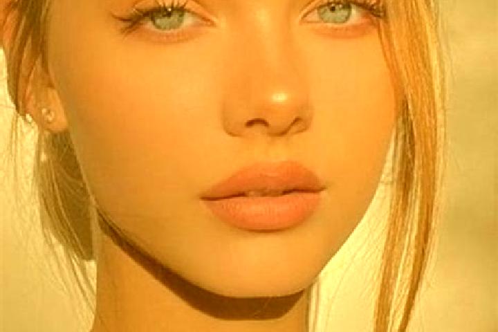 Grace, 26, a dark blonde blue-eyed caribbean companion based in Garrafe de Torio. Offering Party Girl, 69, Erotic Massage. Available for incall and outcall, ...