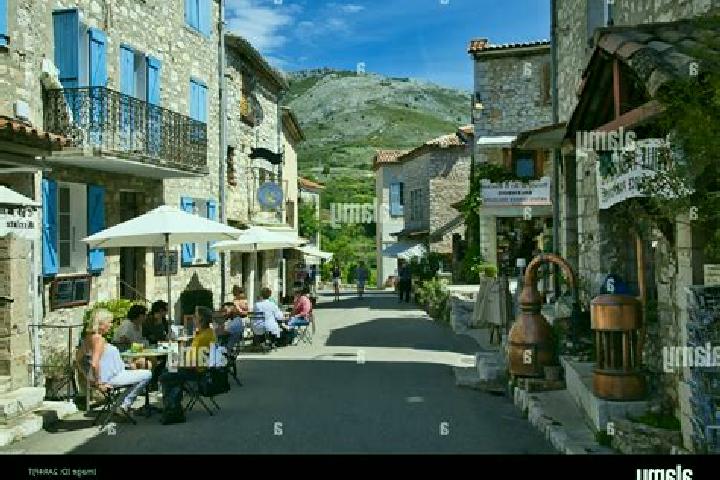 Grace, 26 — Escort in Gourdon, France