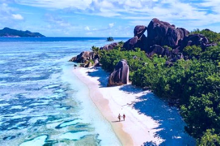 Grace, 26 — Escort in La Digue, Seychelles