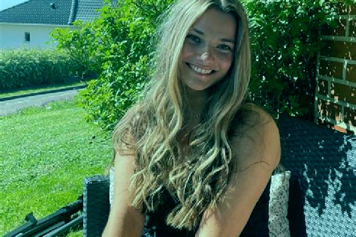 Grace, 26 — Escort in Neder Holluf, Denmark