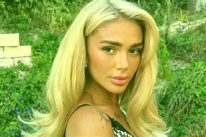 Grace, 26 — Escort in Racu, Romania