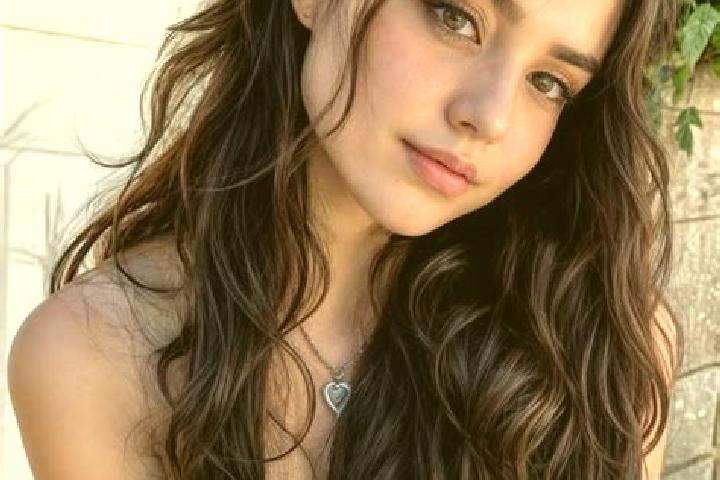 Grace, 27, a auburn brown-eyed middle eastern companion based in Ouro Verde de Minas. Offering BDSM, Roleplay, Overnight, CIM. Available for incall and outca...