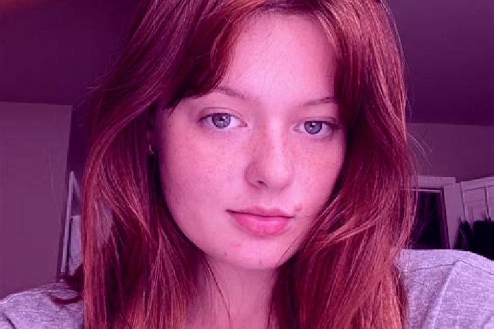 Grace, 27, a auburn grey-eyed mixed companion based in Otobe. Offering A-Level, Couples, Erotic Massage. Available for incall and outcall, day and evening da...