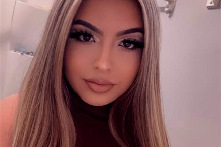 Grace, 27, a blonde amber-eyed latina companion based in Oteiza. Offering Domination, Deep French Kissing, Dinner Date, Couples. Available for incall and out...