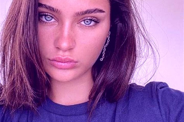 Grace, 27, a brunette blue-eyed indian companion based in Putney. Offering Massage, Roleplay, Striptease, Couples. Available for incall and outcall, overnigh...
