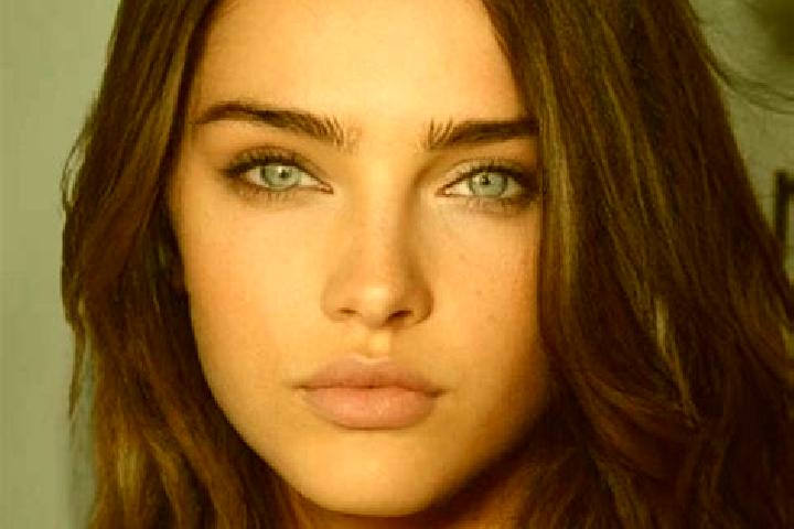 Grace, 27, a brunette blue-eyed mediterranean companion based in Saint-Adolphe-d Howard. Offering Fetish, Overnight, OWO, Couples, Girlfriend Experience. Ava...