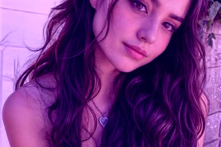 Grace, 27, a brunette hazel-eyed latina companion based in Ka ersai. Offering Dinner Date, Erotic Massage, Overnight, Party Girl, BDSM. Available for incall ...