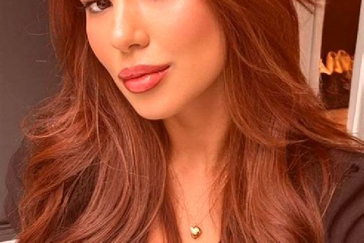 Grace, 27, a chestnut dark-eyed latina companion based in The Oaks. Offering Girlfriend Experience, Erotic Massage, Duos, Party Girl, Fetish. Available for i...