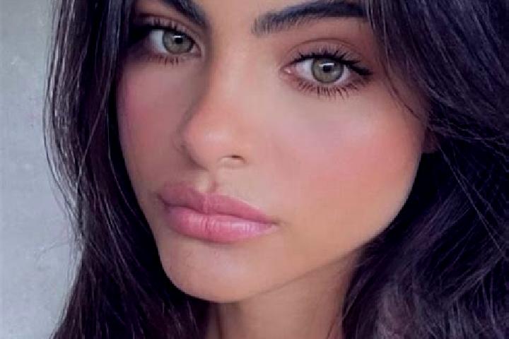 Grace, 27, a chestnut hazel-eyed indian companion based in Marignac. Offering A-Level, Striptease, OWO, CIM. Available for incall and outcall, overnight book...