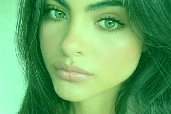 Grace, 27, a red dark-eyed indian companion based in Sierra Papacal. Offering Party Girl, Massage, Dinner Date. Available for incall and outcall, day and eve...
