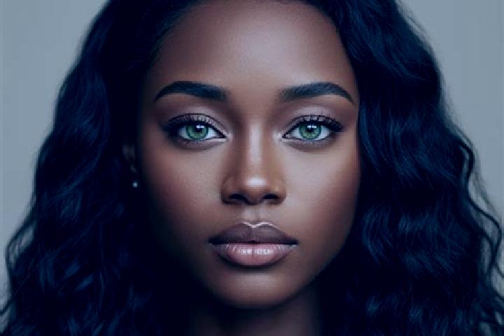 Grace, 27, a red green-eyed ebony companion based in Woa. Offering GFE, Party Girl, Massage. Available for incall and outcall, day and evening dates.