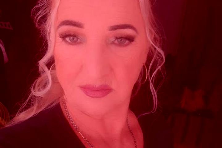 Grace, 27 — Escort in Criscior, Romania