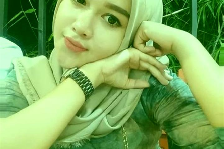 Grace, 27 — Escort in Genteng Wetan, Indonesia