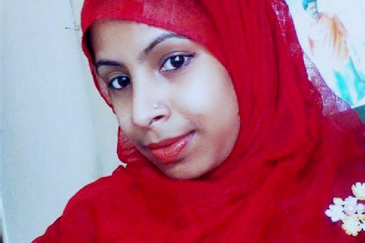 Grace, 27 — Escort in Phultala, Bangladesh