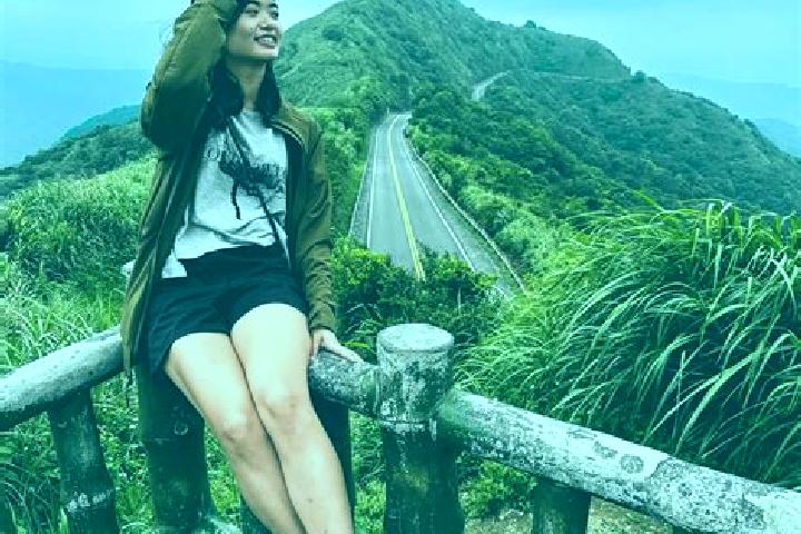 Grace, 27 — Escort in Shuangxi, China
