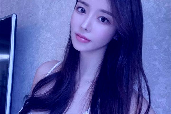 Grace, 27 — Escort in Xiacang, China