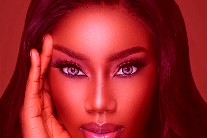 Grace, 28, a chestnut blue-eyed ebony companion based in Trelly. Offering Party Girl, Erotic Massage, Roleplay, GFE. Available for incall and outcall, day an...