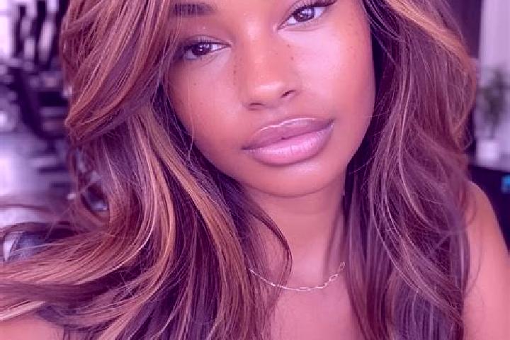Grace, 28, a dark blonde dark-eyed mixed companion based in Torre del Burgo. Offering Roleplay, OWO. Available for incall and outcall, day and evening dates.