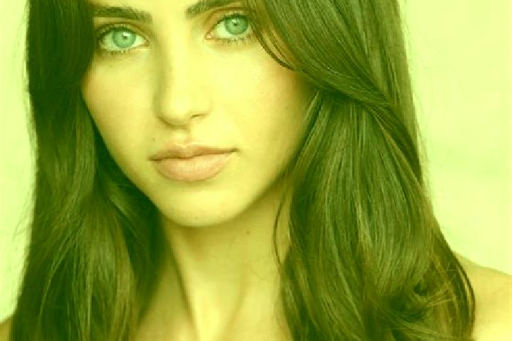 Grace, 28, a red blue-eyed latina companion based in Jingui. Offering Roleplay, A-Level, Massage. Available for incall and outcall, day and evening dates.