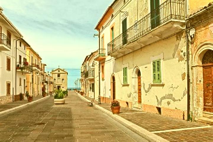 Grace, 28 — Escort in Marina di San Vito, Italy