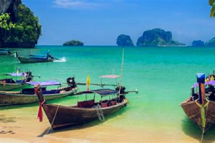 Grace, 28 — Escort in Phon, Thailand