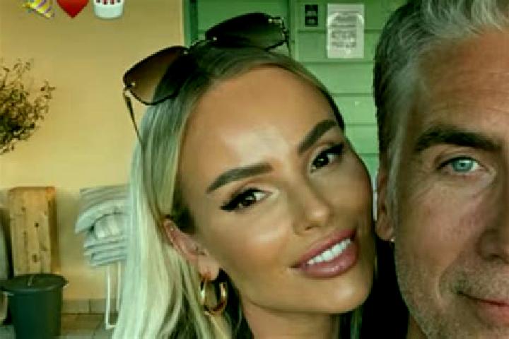 Grace, 28 — Escort in Toboly, Ukraine