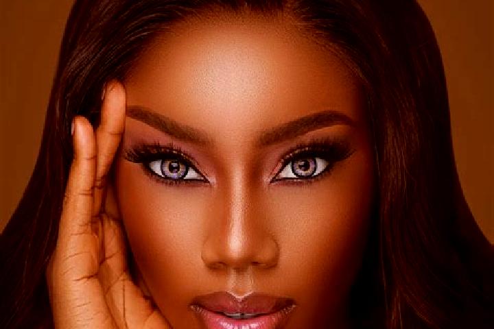 Grace, 29, a chestnut blue-eyed ebony companion based in Faverney. Offering 69, Girlfriend Experience, Travel Companion, Striptease. Available for incall and...