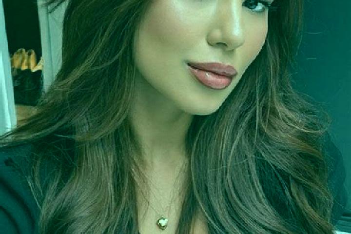 Grace, 29, a chestnut brown-eyed latina companion based in Marion. Offering Erotic Massage, OWO, Dinner Date, GFE, CIM. Available for incall and outcall, ove...