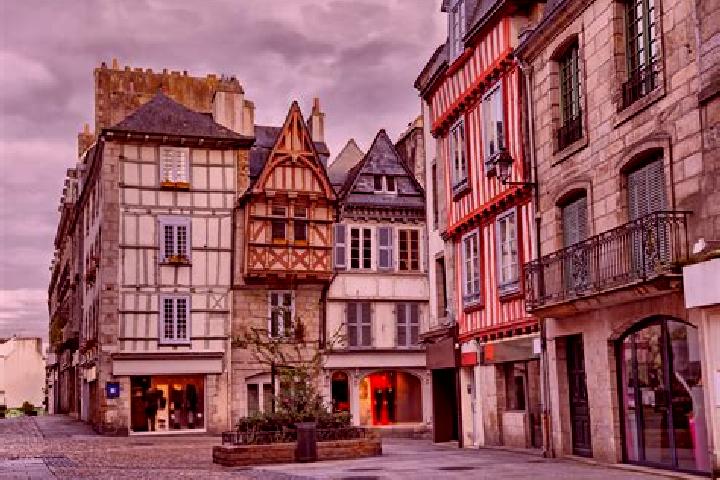 Grace, 29 — Escort in La Cornuaille, France