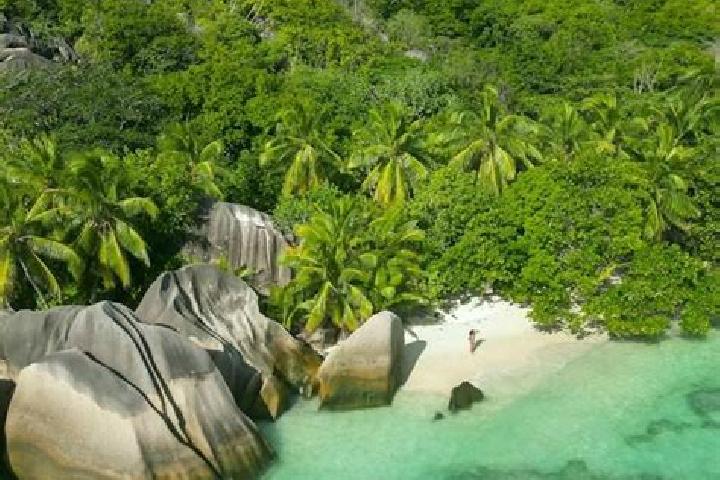 Grace, 29 — Escort in La Digue, Seychelles