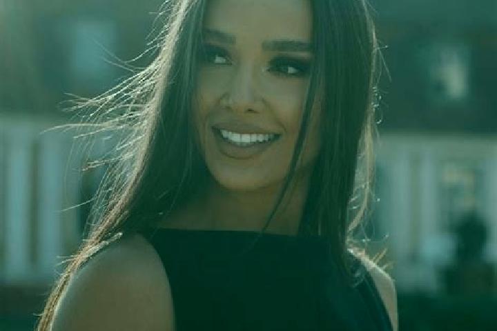 Grace, 29 — Escort in Loman, Romania