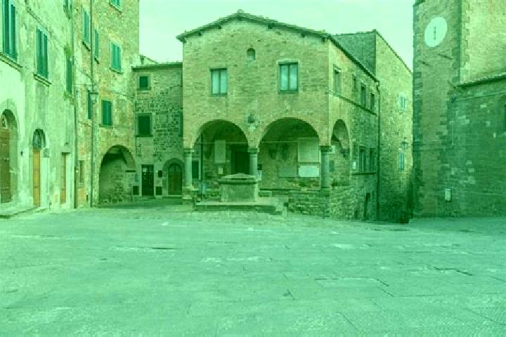 Grace, 29 — Escort in Montecatini Val di Cecina, Italy