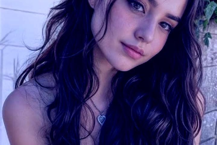 Grace, 30, a auburn amber-eyed middle eastern companion based in Kanungu. Offering Couples, Deep French Kissing, Girlfriend Experience. Available for incall ...