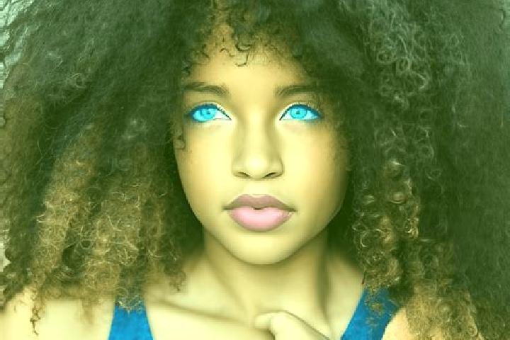 Grace, 30, a black blue-eyed mixed companion based in Randa. Offering Overnight, Party Girl, BDSM. Available for incall and outcall, day and evening dates.
