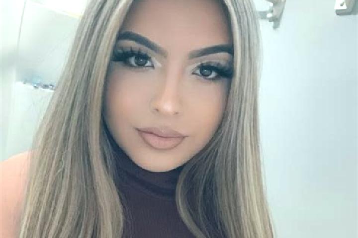 Grace, 30, a blonde grey-eyed latina companion based in Etrelles. Offering Couples, Duos. Available for incall and outcall, overnight bookings available.