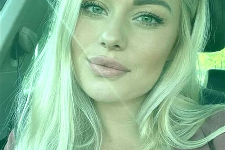 Grace, 30, a blonde hazel-eyed caucasian companion based in Kestert. Offering CIM, OWO, Travel Companion, Prostate Massage. Available for incall and outcall,...