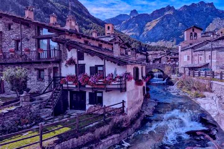 Grace, 30 — Escort in Noasca, Italy