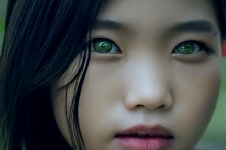 Grace, 31, a black green-eyed asian companion based in Paranda. Offering Duos, Tantra, Girlfriend Experience. Available for incall and outcall, day and eveni...