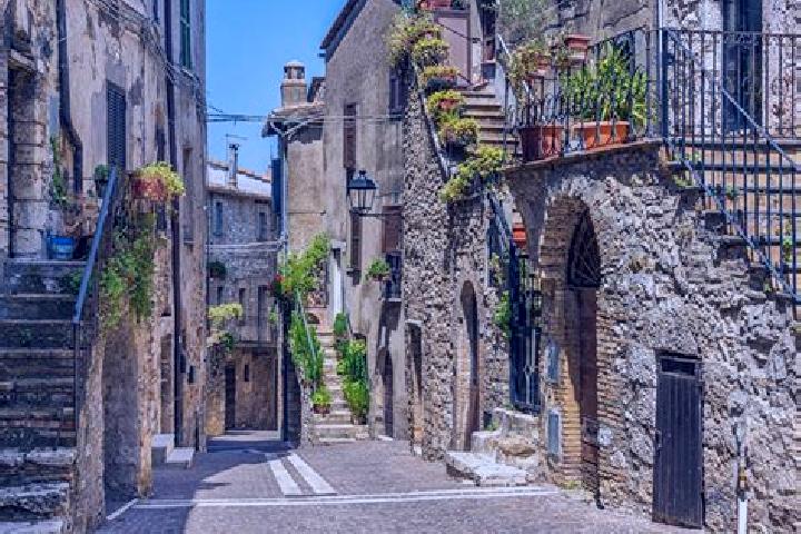 Grace, 31 — Escort in Montecchio Maggiore-Alte Ceccato, Italy