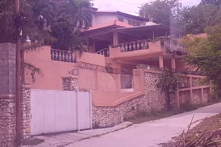 Grace, 32 — Escort in Petionville, Haiti