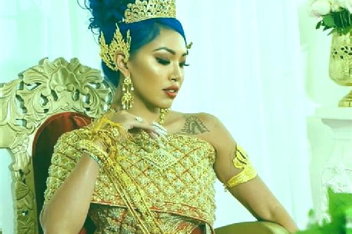 Grace, 32 — Escort in Phnum Srok, Cambodia