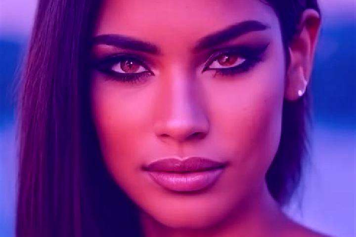 Grace, 33, a brunette dark-eyed latina companion based in North Charleston. Offering Travel Companion, Party Girl, Couples. Available for incall and outcall,...