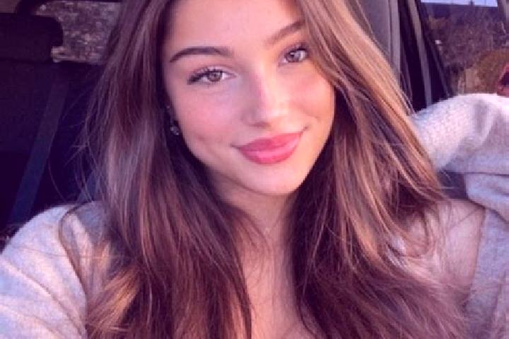 Grace, 33, a brunette hazel-eyed indian companion based in Boronia Heights. Offering Fetish, Duos, Tantra, Dinner Date. Available for incall and outcall, day...
