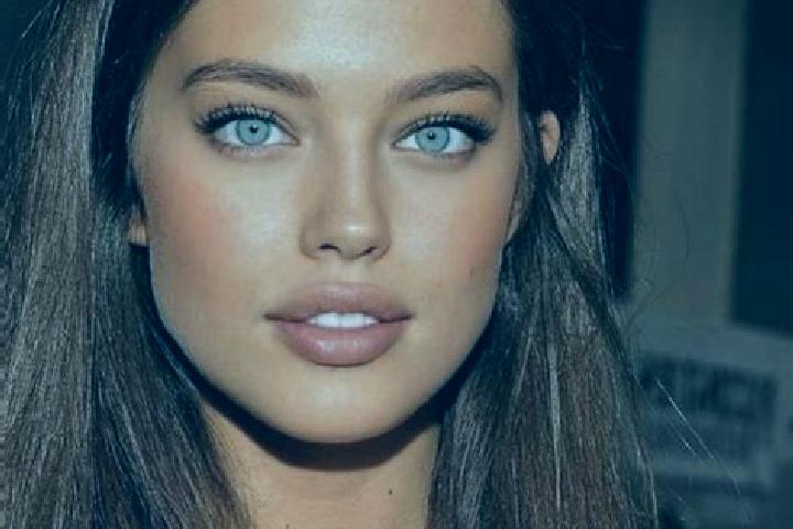 Grace, 33, a chestnut green-eyed mediterranean companion based in Thornton. Offering GFE, Travel Companion, Party Girl, A-Level. Available for incall and out...