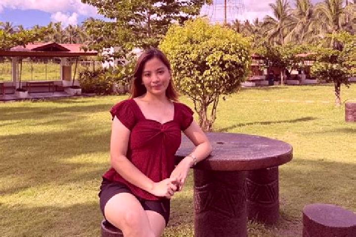 Grace, 33 — Escort in Cabacungan, Philippines
