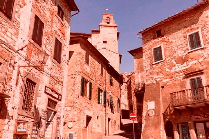 Grace, 33 — Escort in Campiglia Marittima, Italy