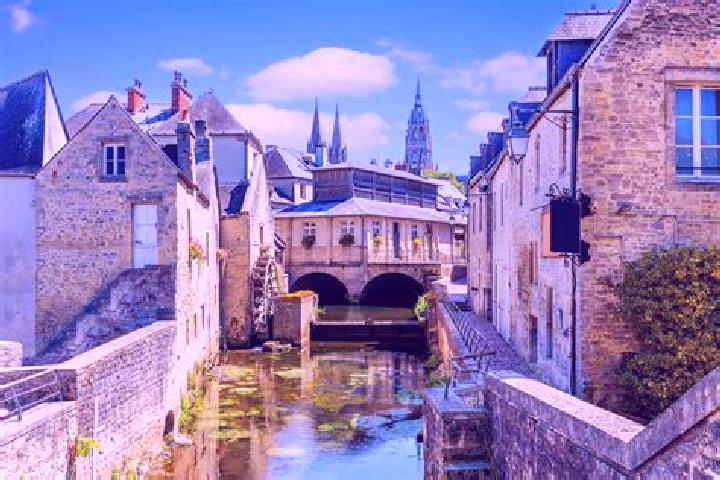 Grace, 33 — Escort in Conde-sur-Huisne, France