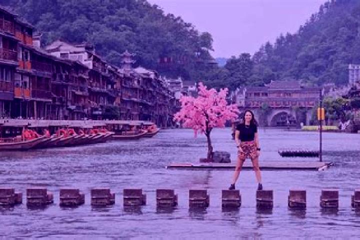 Grace, 33 — Escort in Fengchuan, China